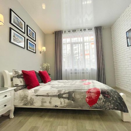 Apartment Studio Paris 2 Ирпень Экстерьер фото